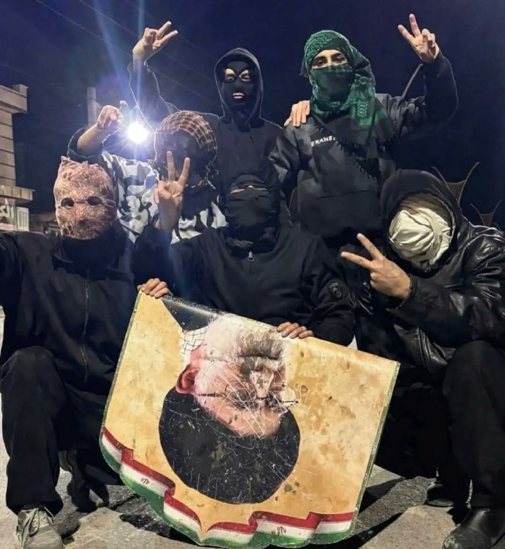 伊朗的抗议者们查看原文伊朗的抗议者们查看原文