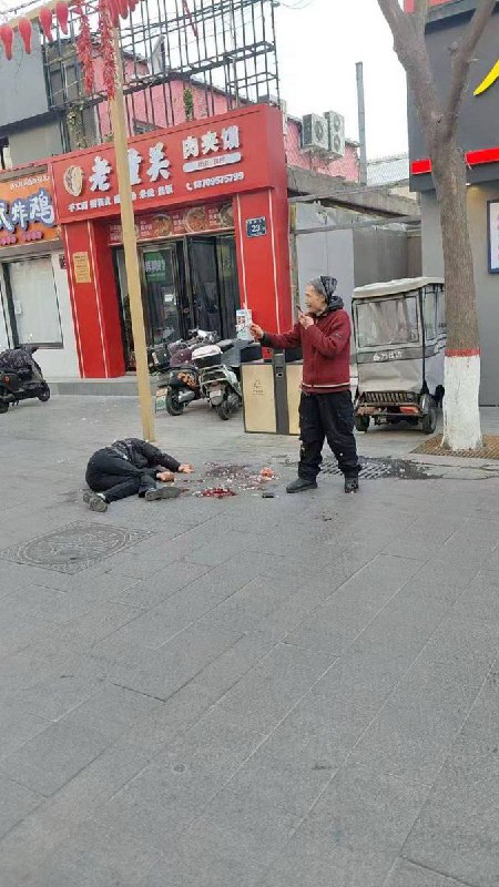 宁夏银川新华街朝阳巷杀人1月31日，银川商城某街道发生命案