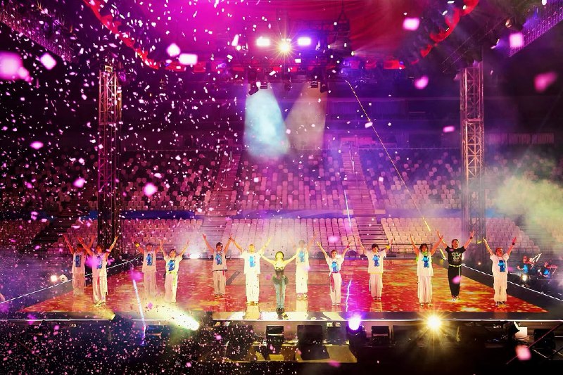 11月30日，滨崎步在Instagram发布了这场「没有观众的演唱会」的照片