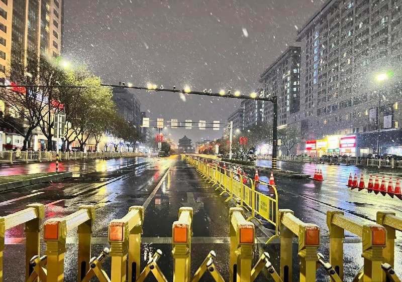 全国各地跨年夜重庆 成都 天津 西安查看原文全国各地跨年夜重庆 成都 天津 西安查看原文