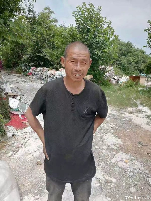 7月16日，打拐志愿者上官正义发文称，湖北荆门京山市发现两名身份不明的残障人员，长期被当作“免费苦力”