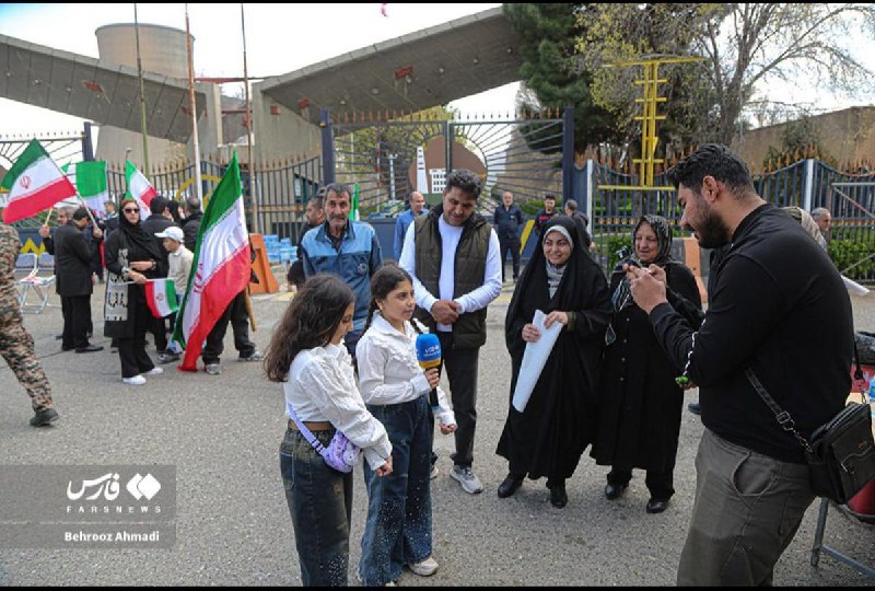 伊朗政权“号召”民众组成人链，在发电站周围、道路和铁路线上站立，防止特朗普政府的打击