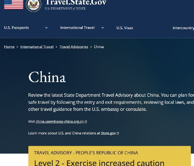 美国驻华使领馆提醒：在中国管理群聊和评论区也可能被追责美国驻华使领馆官方账号7月2日发布一则“中国社交媒体监控”提醒，称中国政府会广泛监控微信、小红书、微博等平台上的中国社交媒体账号