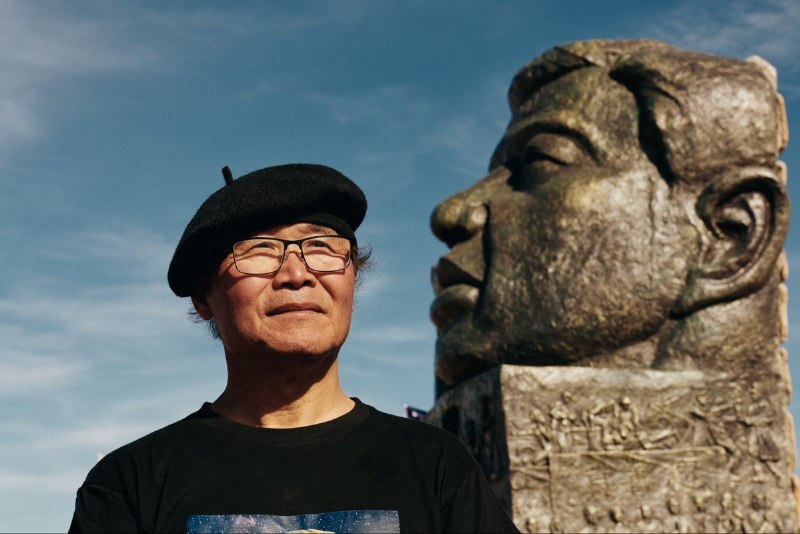 RT @LSPactual: #自由雕塑公园 今天发布了陈维明@CHENWEIMING2017 老师的最新雕塑作品“仰望星空