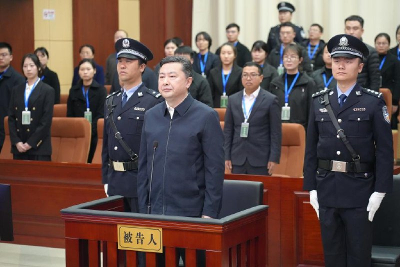 受贿3.17亿余元 海口市委原书记罗增斌一审被判死缓2月28日，湖南省郴州市中级人民法院公开宣判海南省委原常委、海口市委原书记罗增斌受贿一案，以受贿罪判处被告人罗增斌死刑，缓期二年执行，剥夺政治权利终身，并处没收个人全部财产